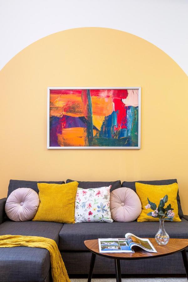 Cozy Home By Bella In The Heart Of Будапеща Екстериор снимка